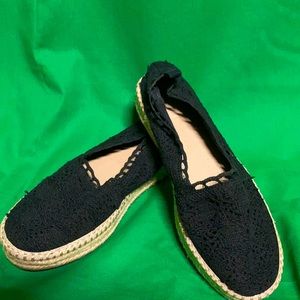Crochet platforms